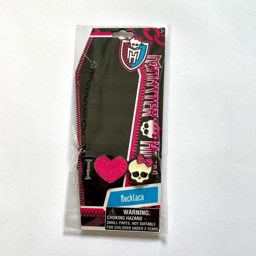 Monster High Pink & Black Bead Necklace "I heart MH" Pendant For Kids Halloween